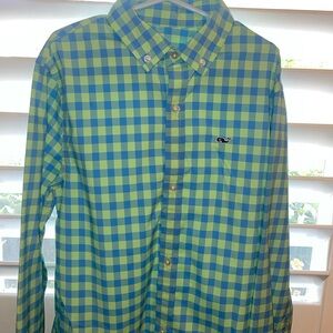 Vineyard Vines Dress Shirt that was worn twice. Size is Small Child.